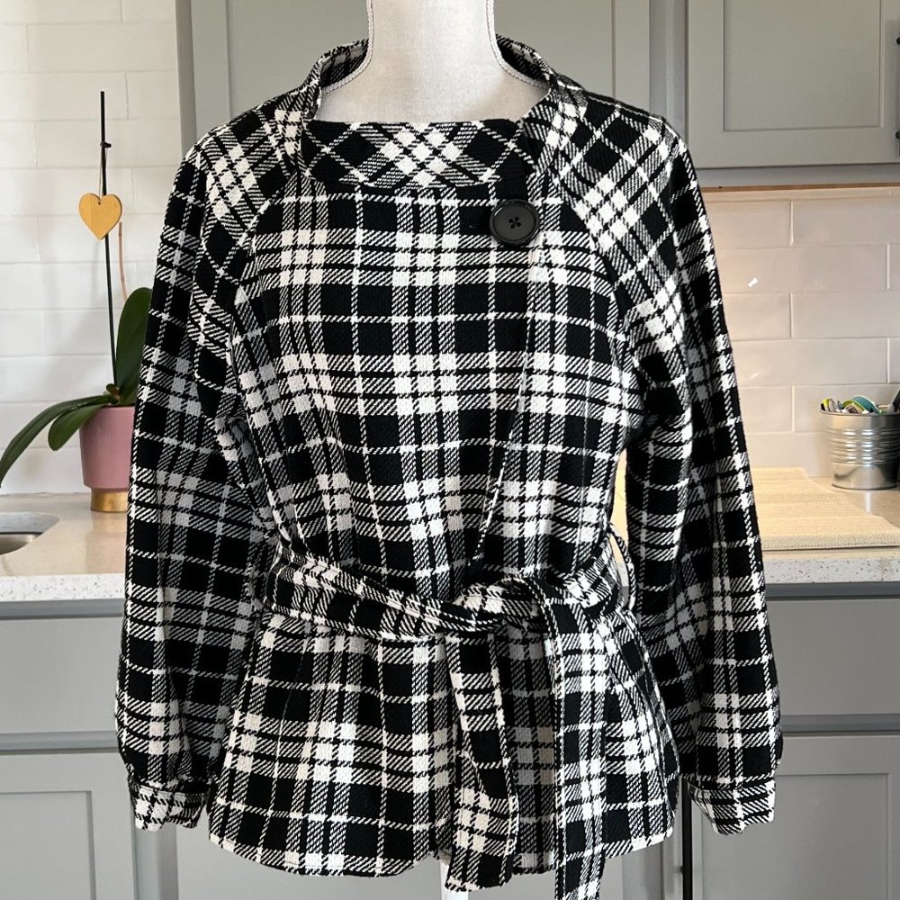 Worthington Black White Plaid Blazer with Button Detail Self Adjusting Tie Large